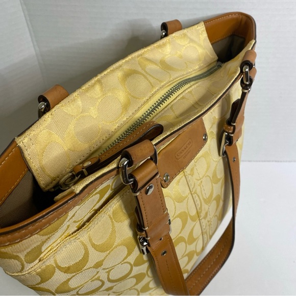Coach yellow signature tote bag - Picture 8 of 15